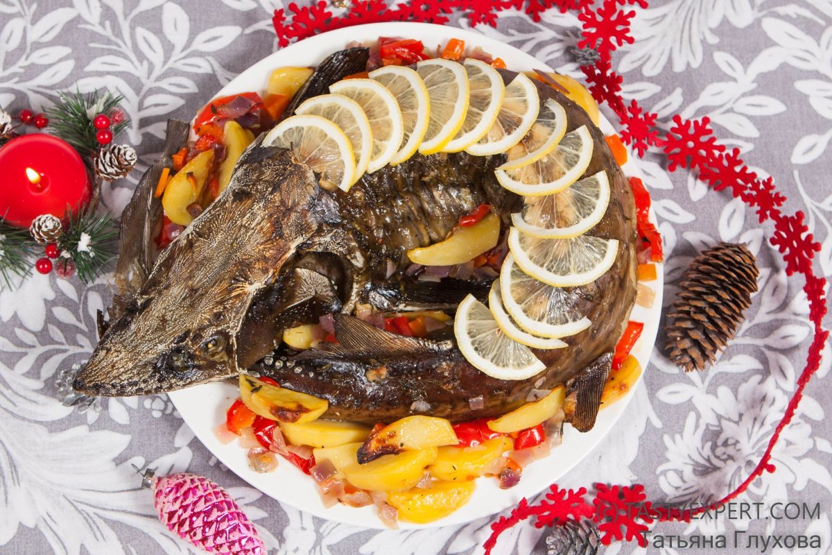 Осетр с морепродуктами