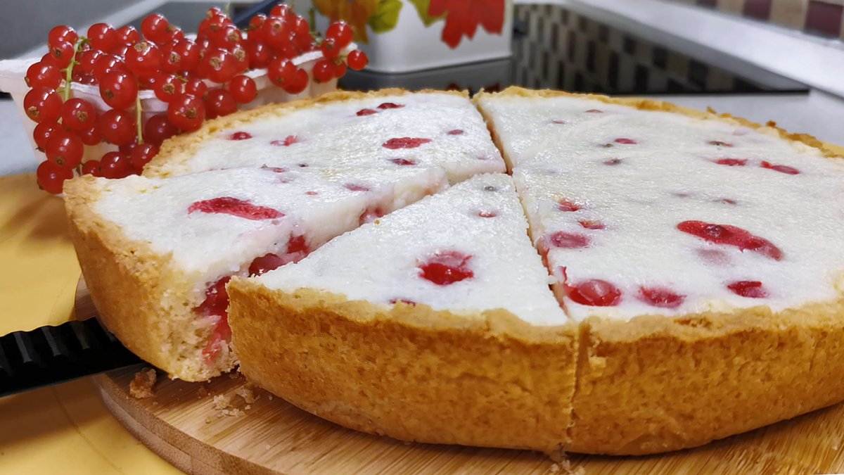 Пирог с земляникой