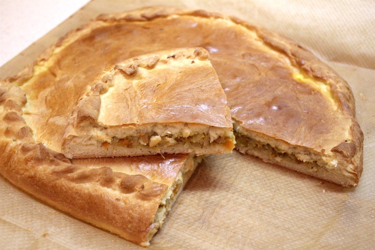Пирог с мясной начинкой