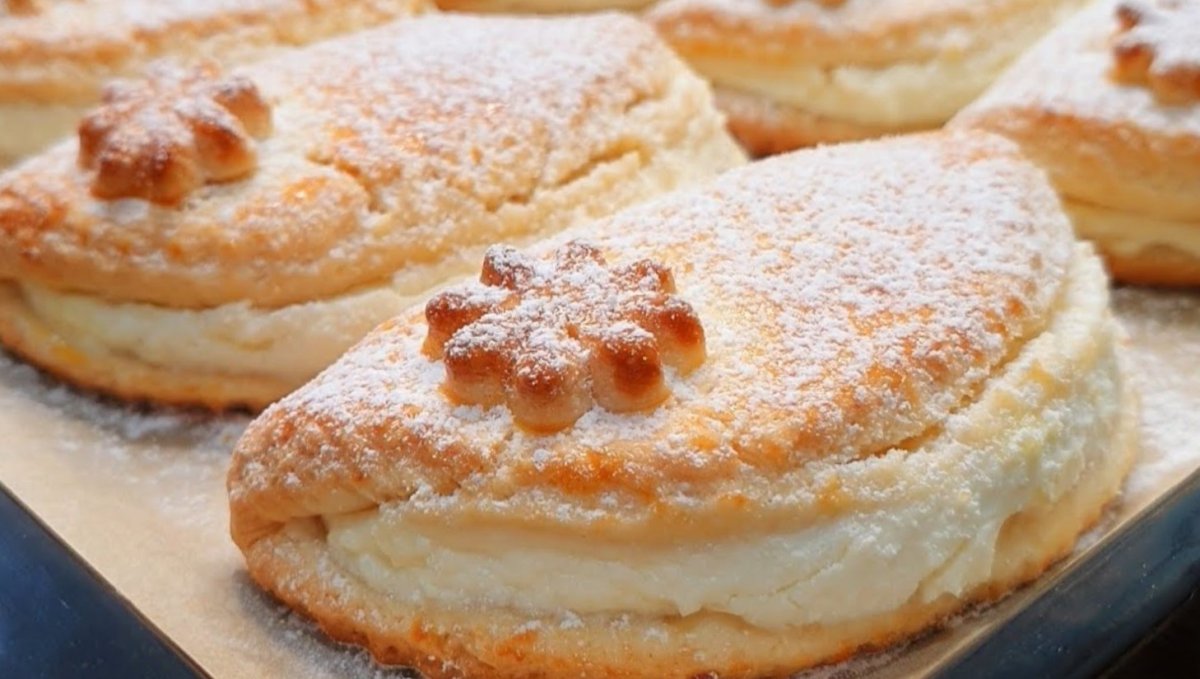 Молочный творожный Коржик