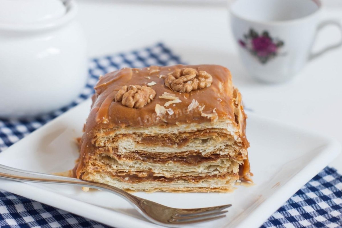 Вафельный торт со сгущенкой