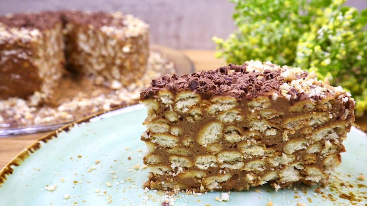 Торт с орехами и сгущенкой