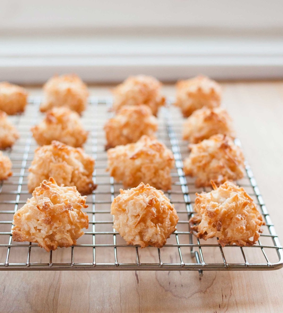 How to make Coconut Macaroons with 7 ingredients simple and easy Recipe by Kaye Torres