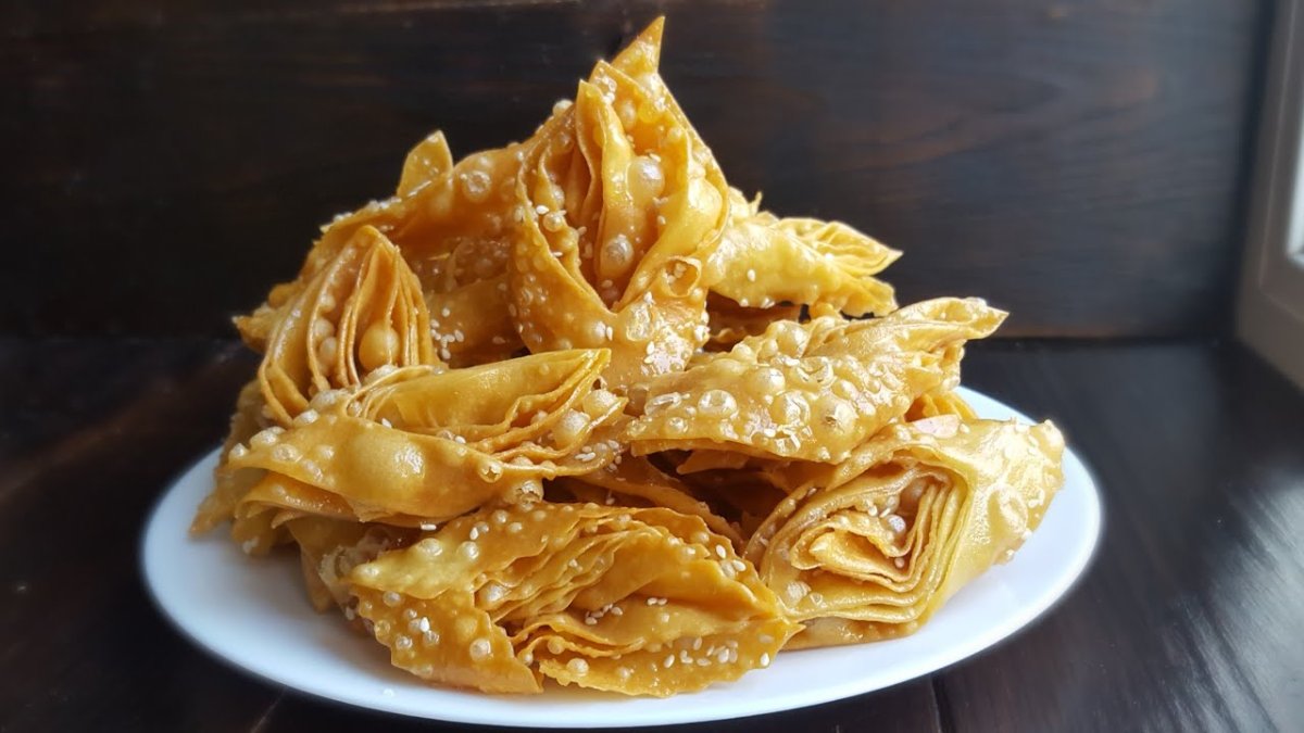 Обои с кукисом