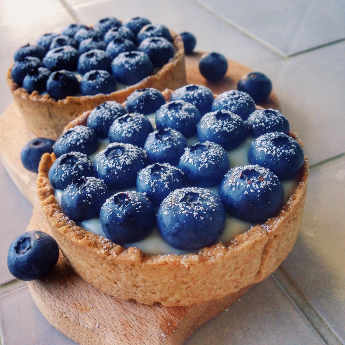 Almond макаруны