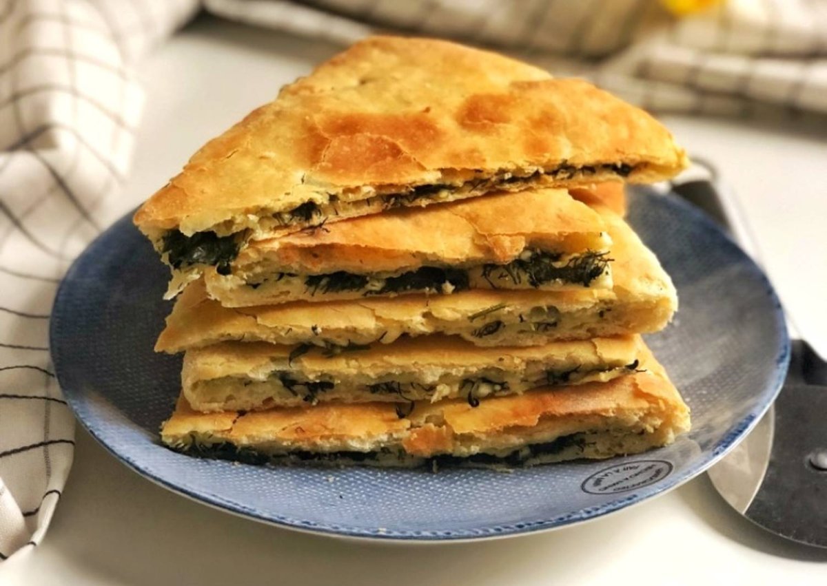 Осеннее украшение пирога