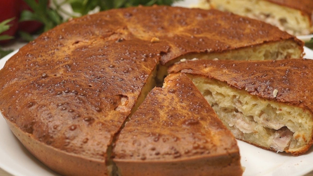 Пирог шарлотка с капустой