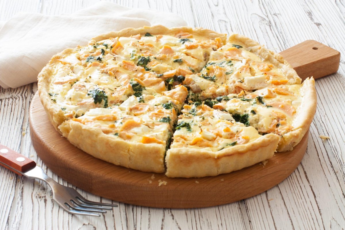 Пирог с грибами и сыром