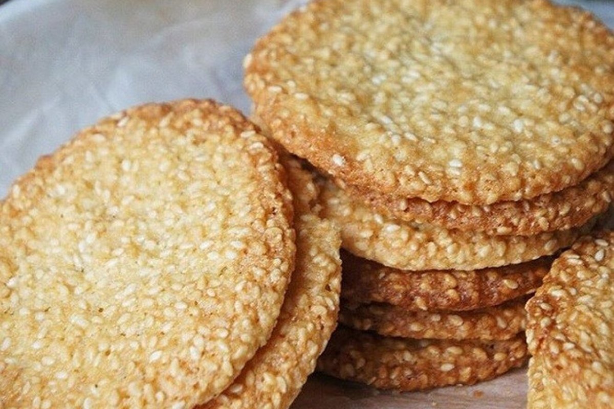 Сырные палочки с кунжутом