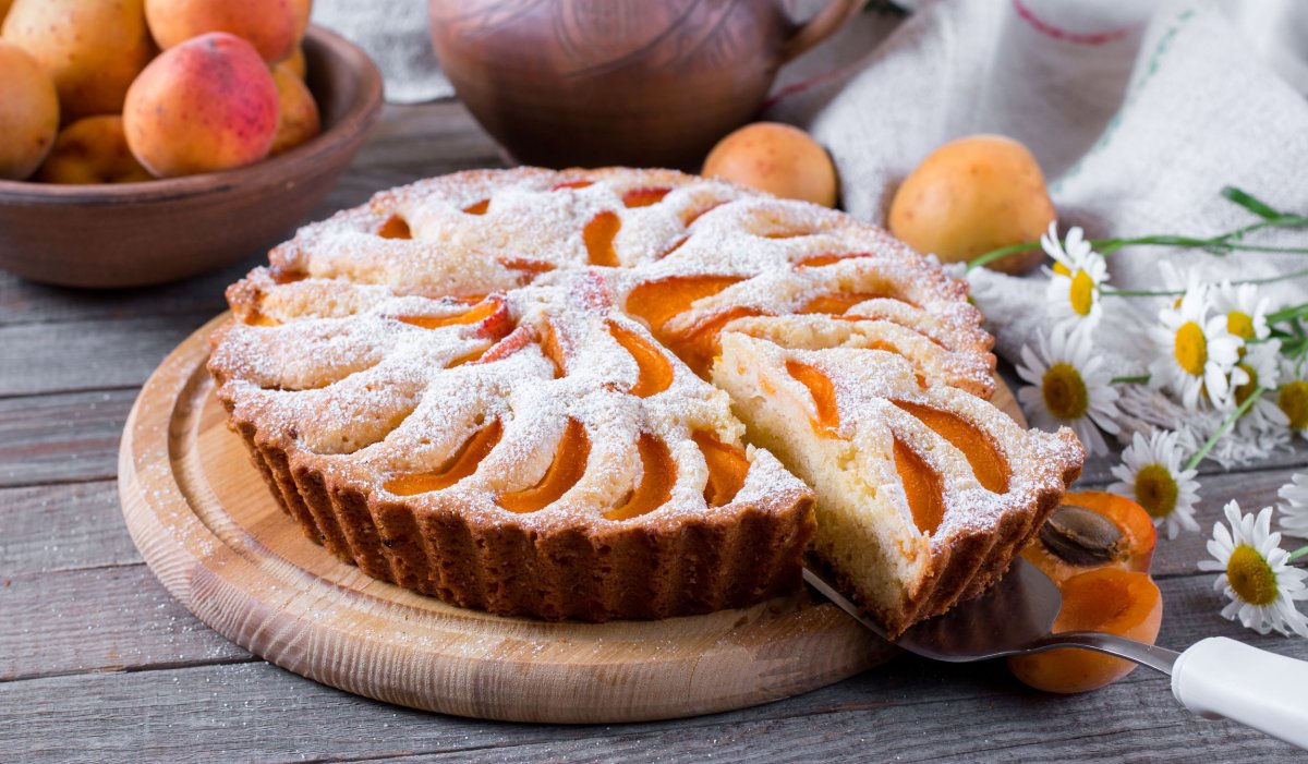 Шарлотка с яблоками Юлии Высоцкой