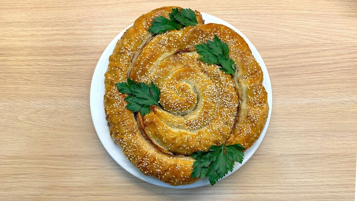 Турецкий пирог Бурек