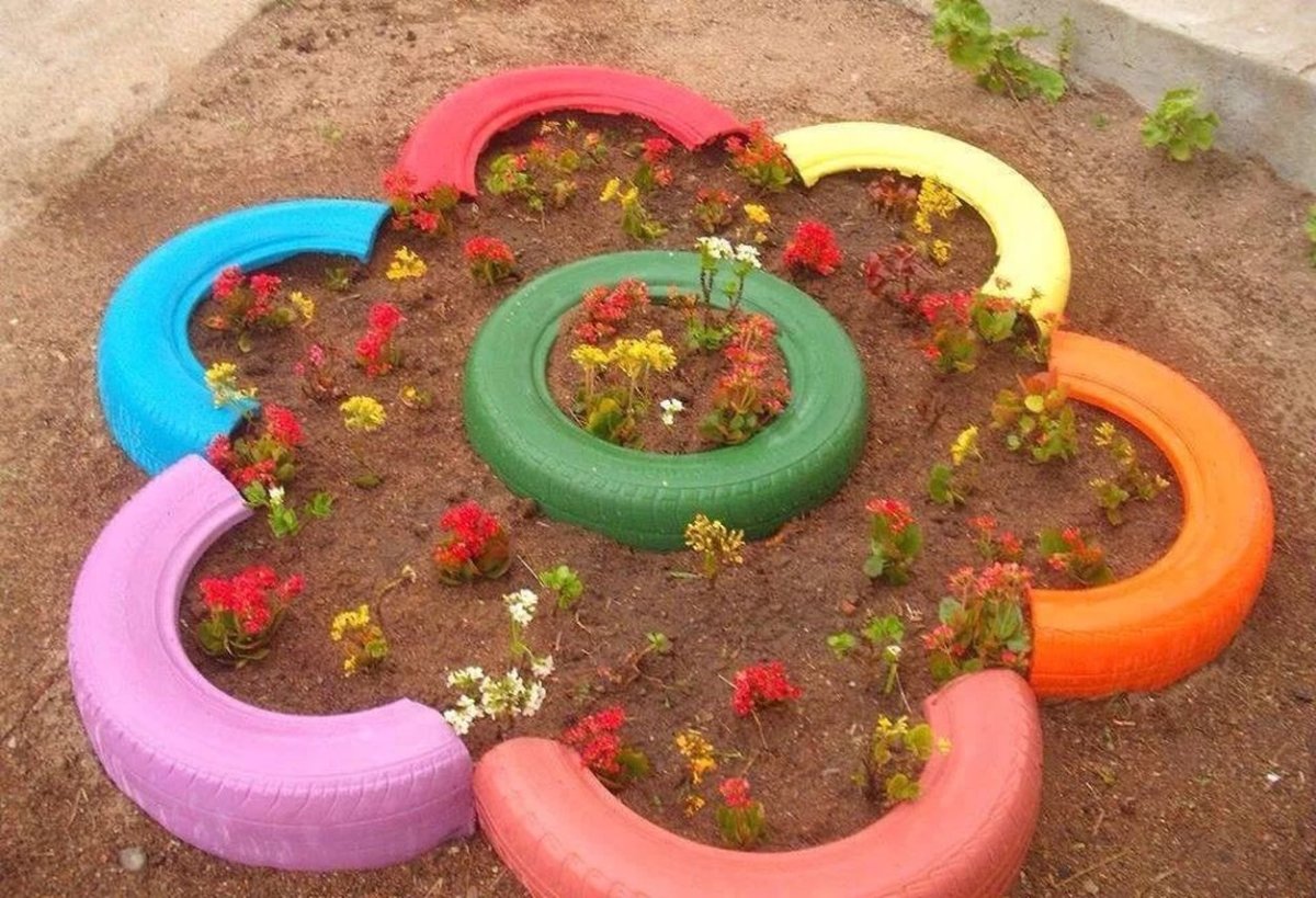 Красивые клумбы из колес