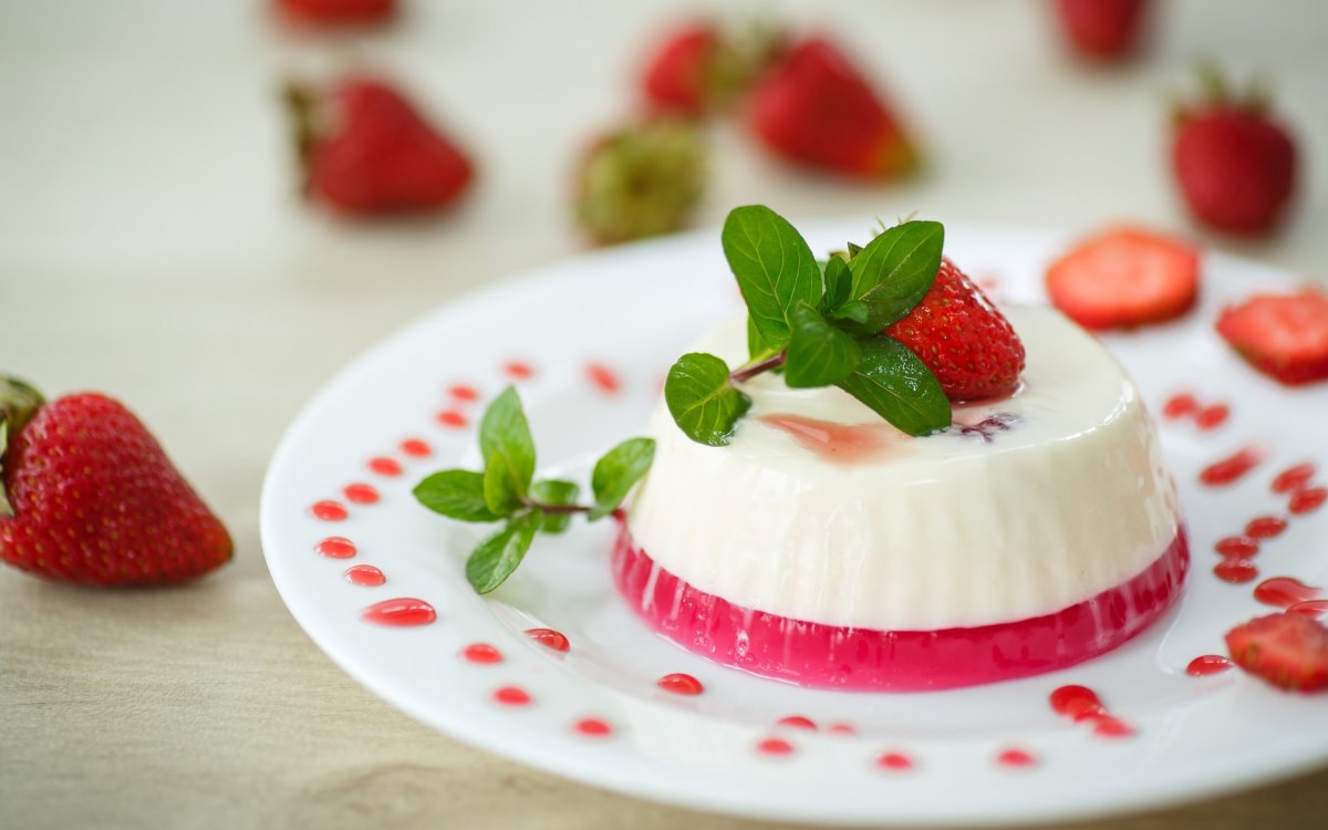 Strawberry Sundae