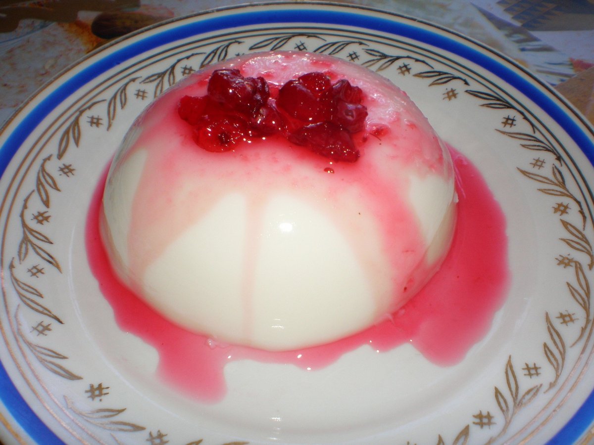 Десерт с бананом и желатином