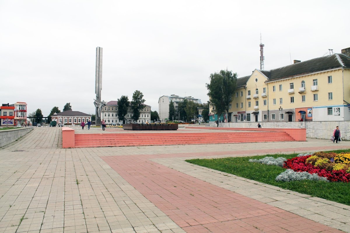 Г Людиново Калужская область площадь Победы