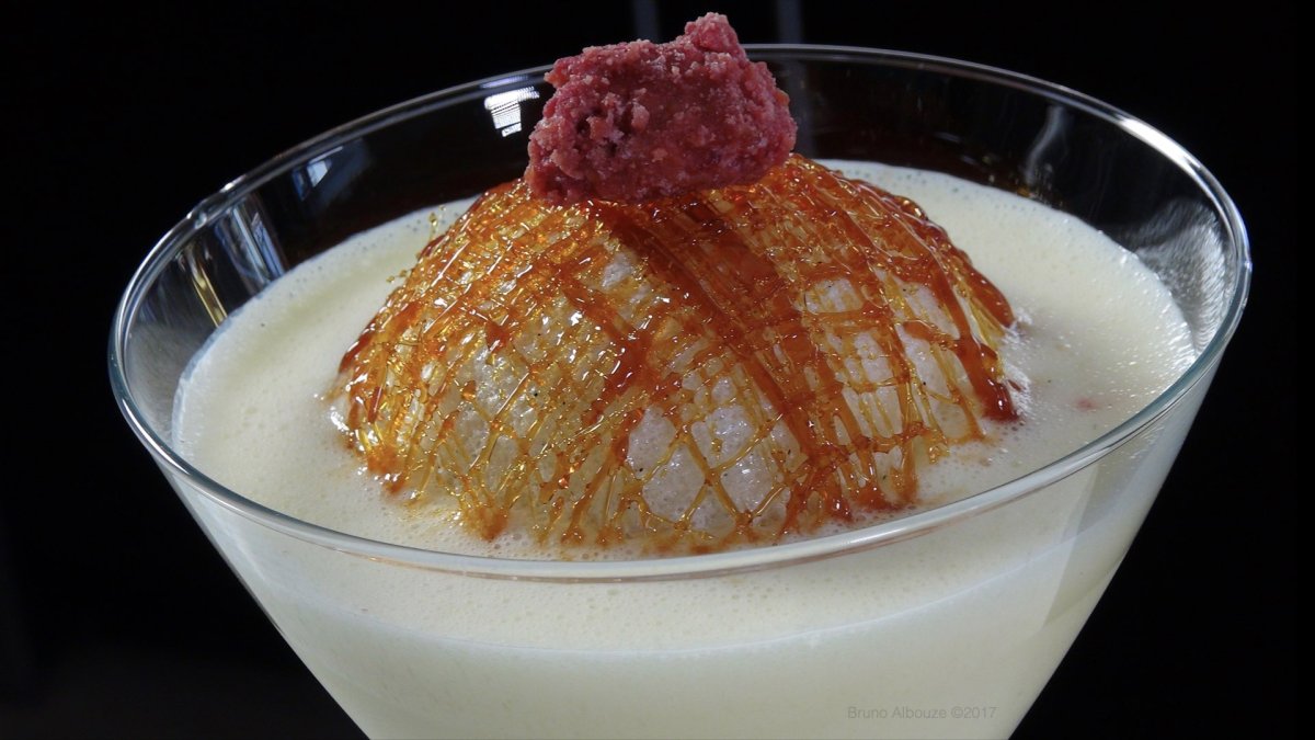 Ile flottante десерт