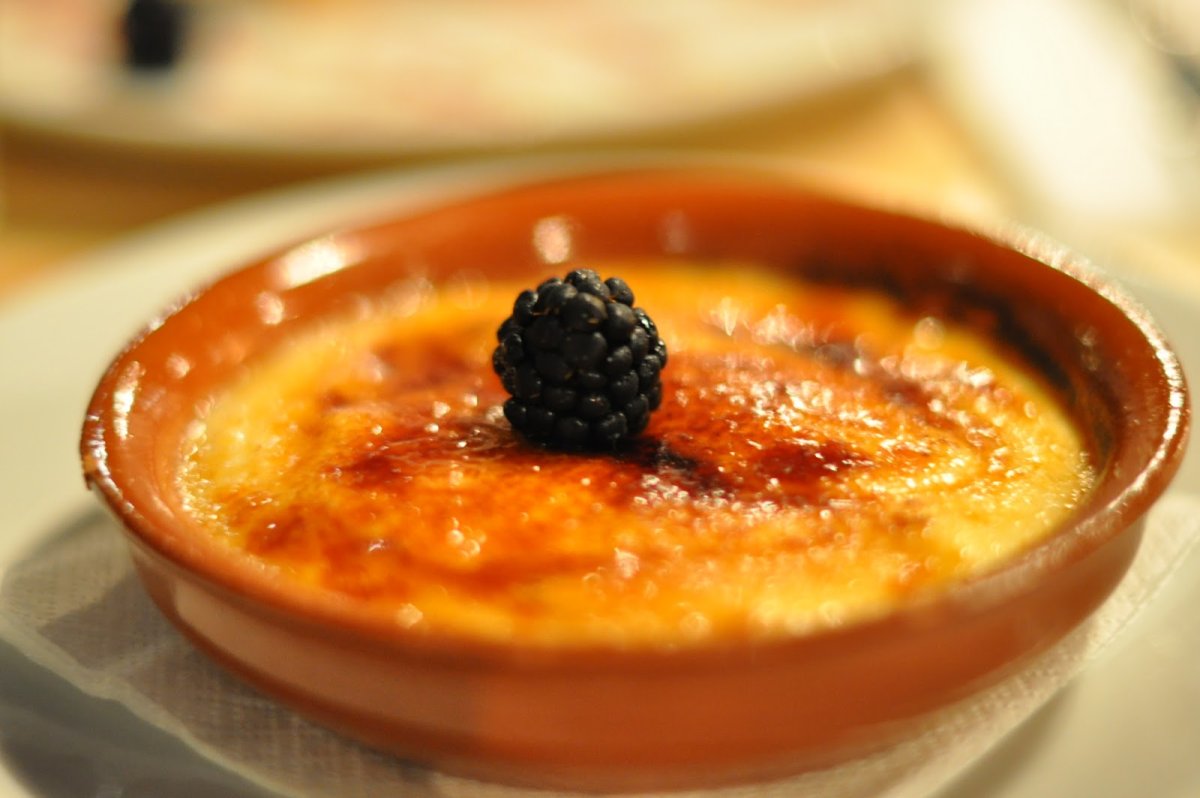 Crema Catalana десерт