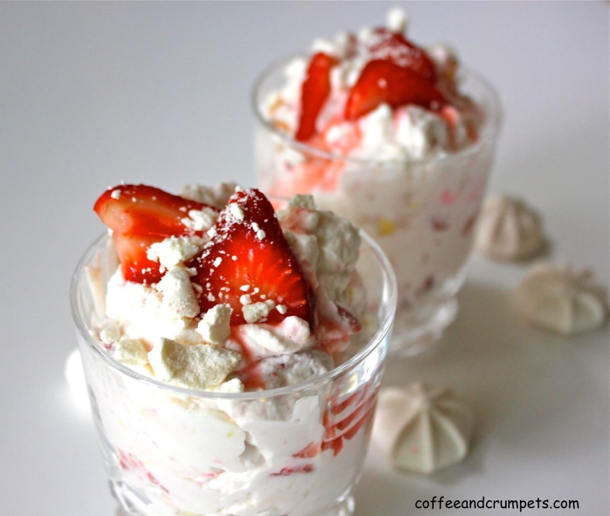 Eton mess десерт