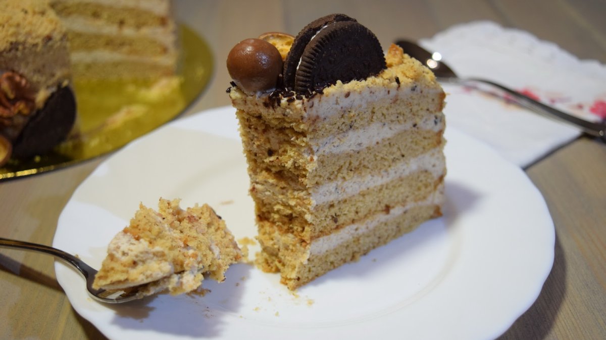 Торт Кутузов с грецкими
