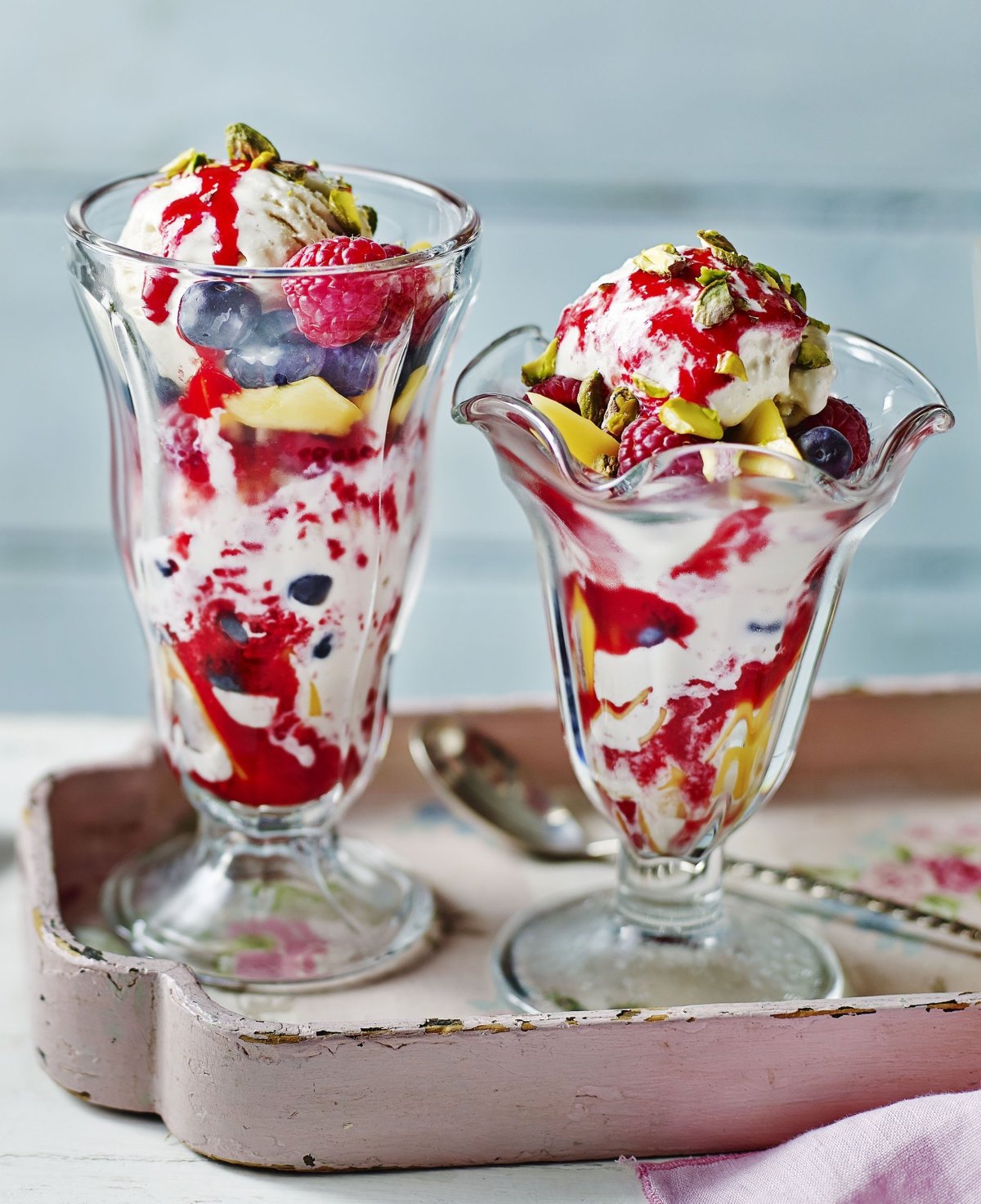 Мороженого "Knickerbocker Glory