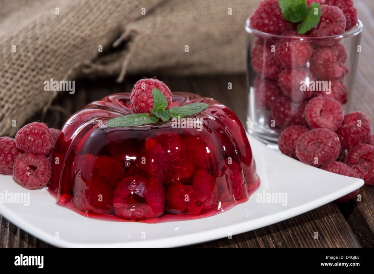 Желе из малины с желатином