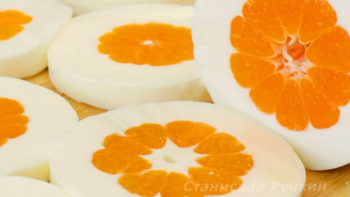 Десерт из мандаринов без выпечки с молочными продуктами