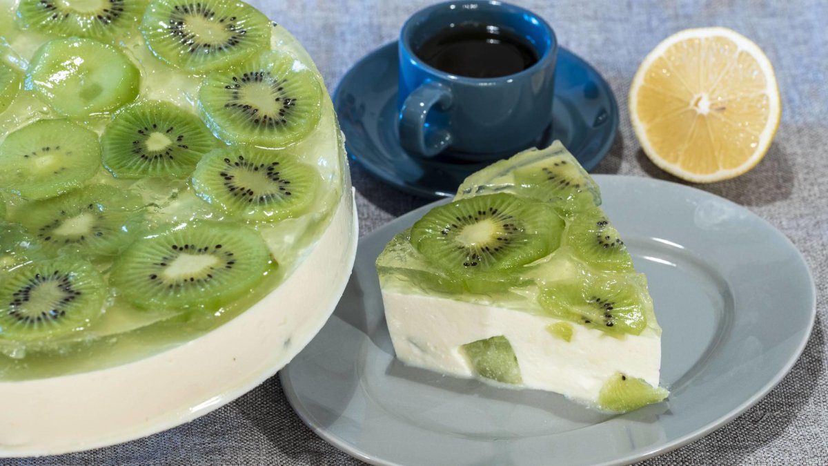 Творожный десерт с киви