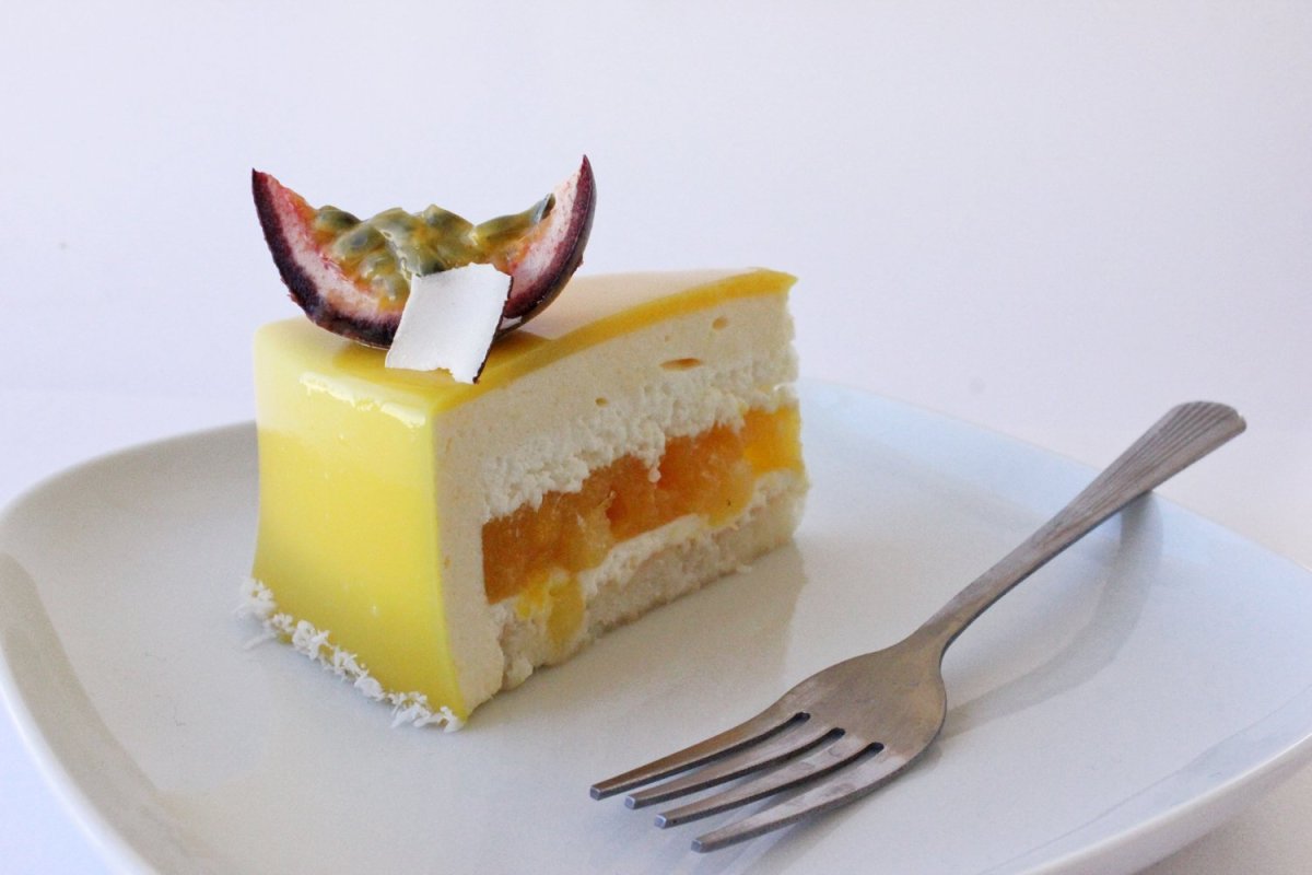 Десерт с ананасом