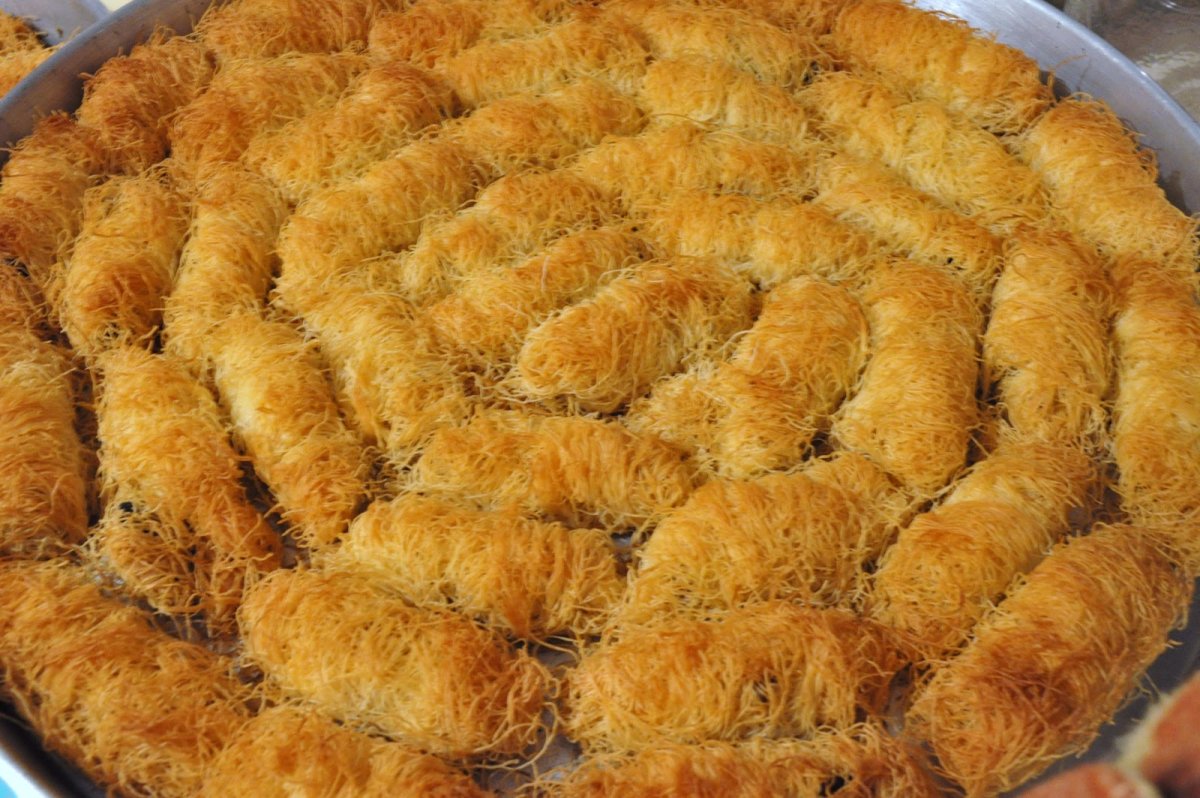 Кунафа с мороженым
