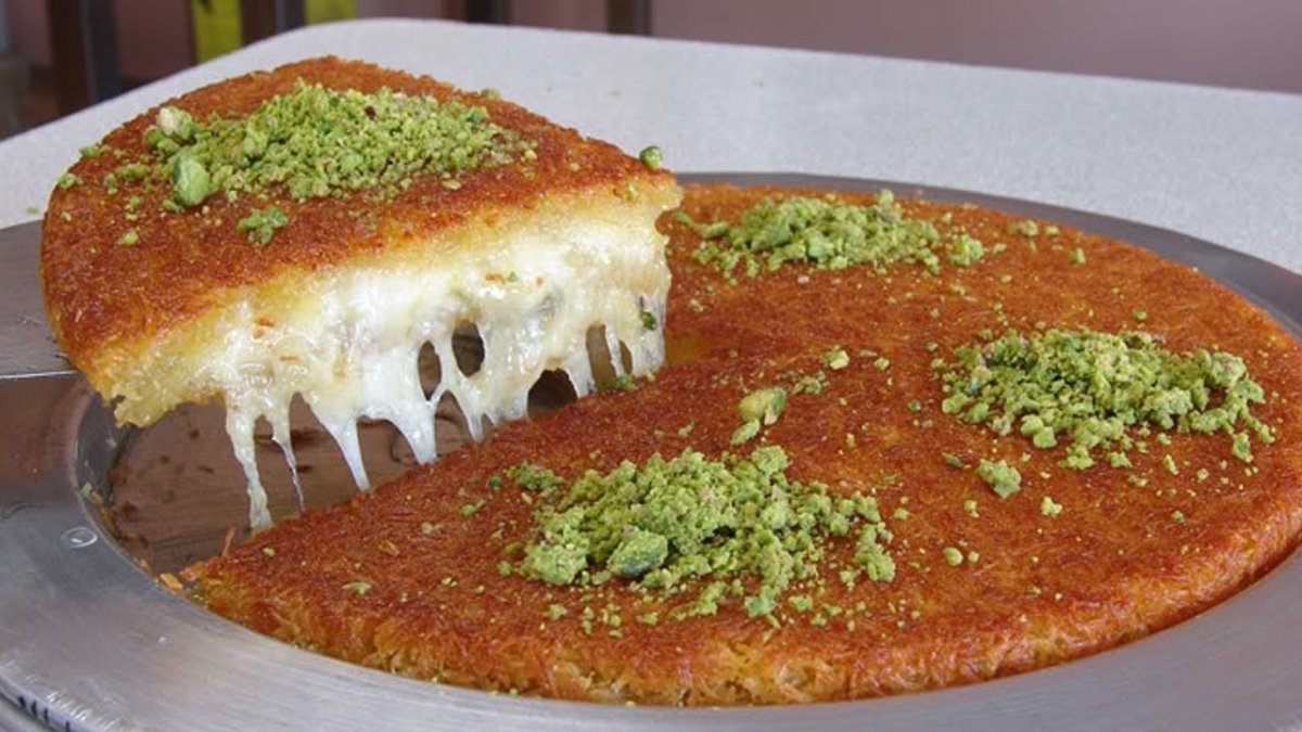 Kunafeh блюдо