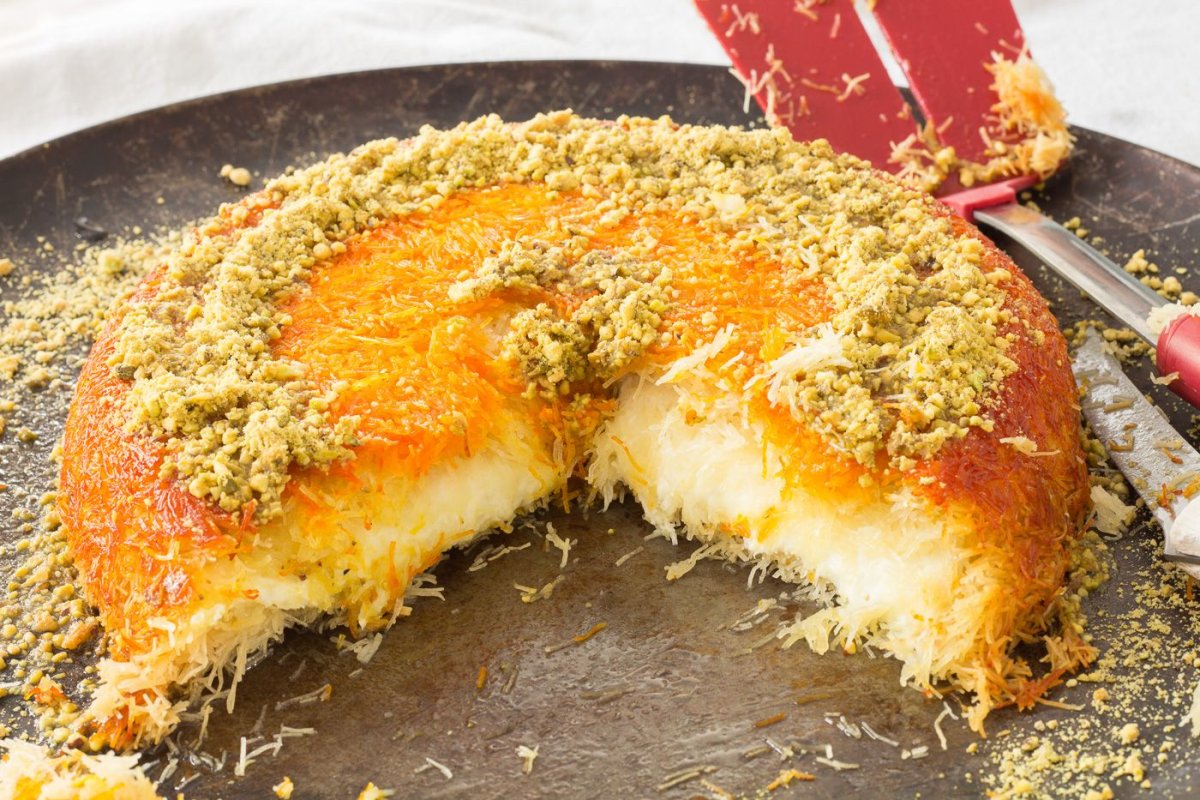 Кюнефе турецкая сладость