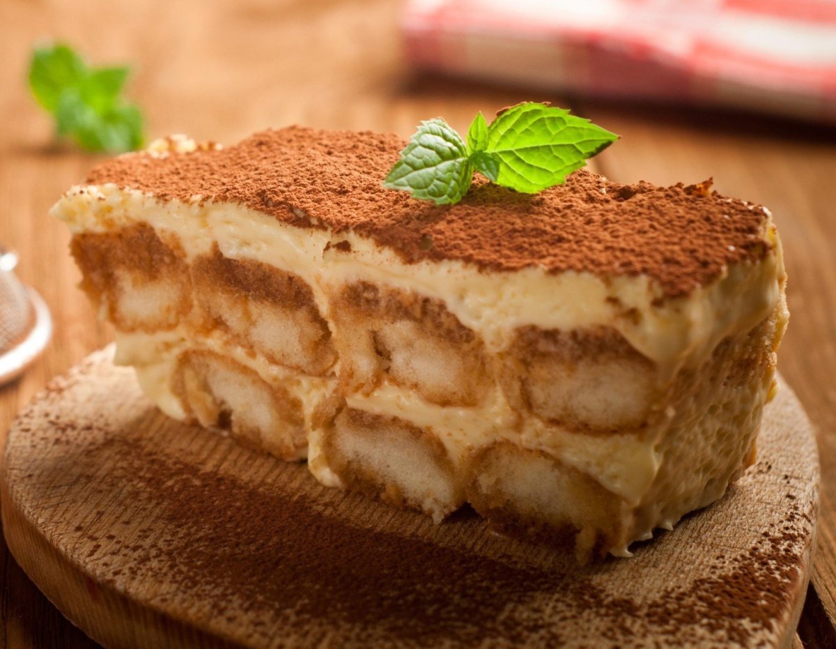 Пирожное Буше со сливками