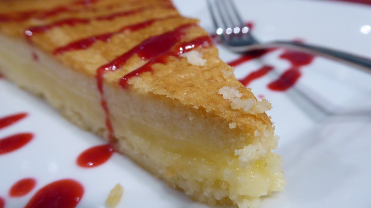 Фото вкусного ломтика с сиропом