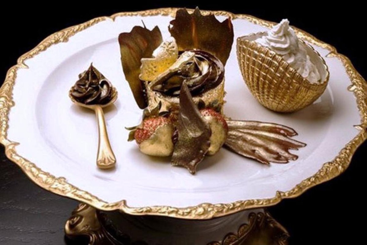 Golden Opulence Sundae