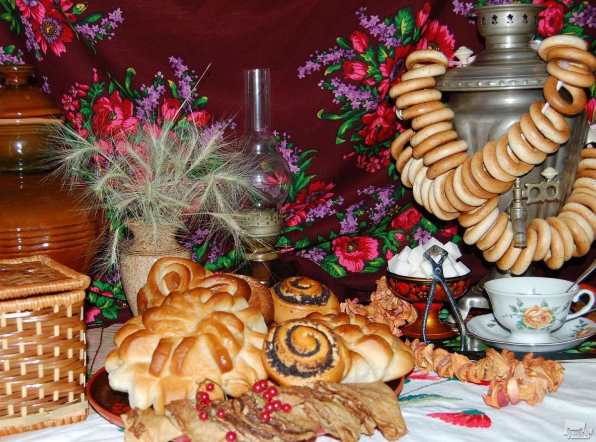 Натюрморт с выпечкой