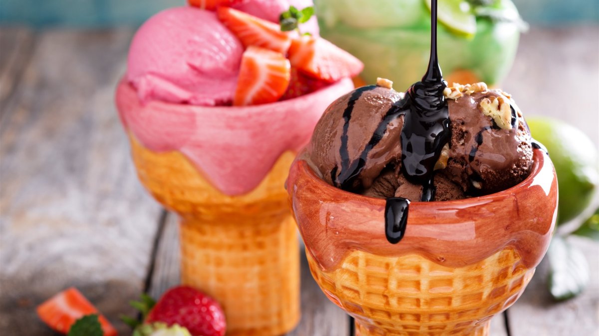 Сандей «Frrrozen Haute Chocolate»