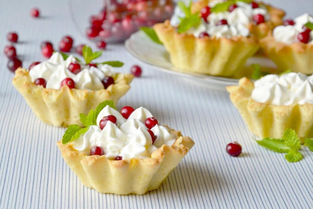 Песочные пирожные корзиночки