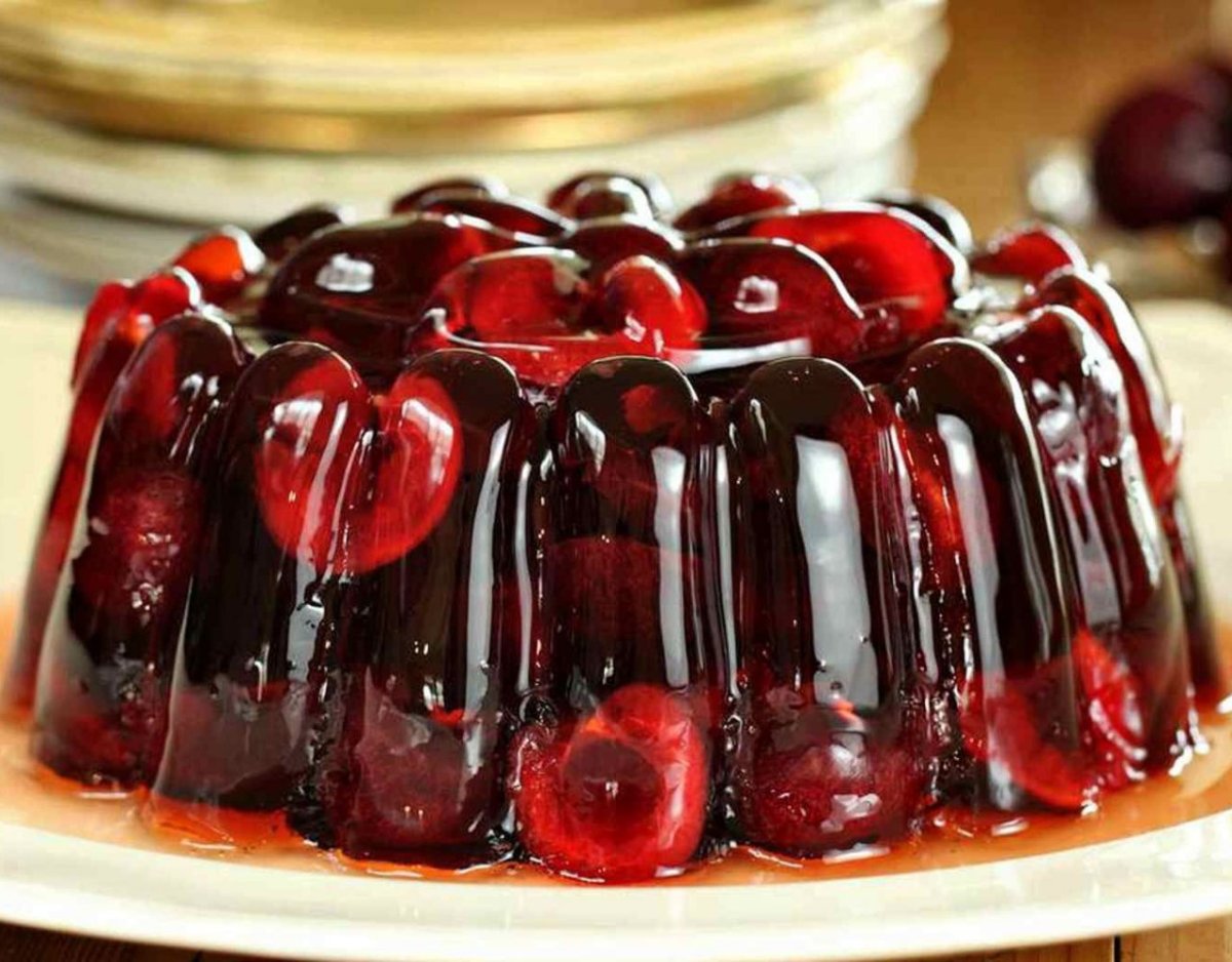 Творожный десерт с фруктами
