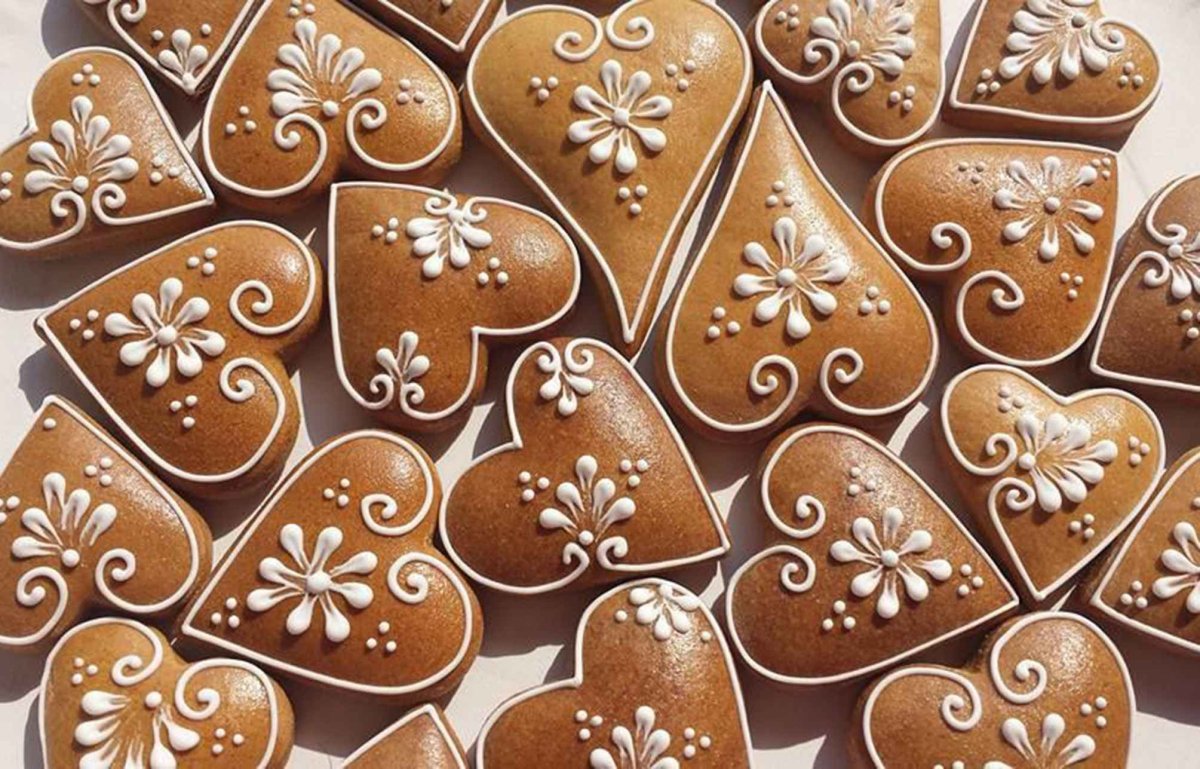 Медовые пряники для украшения торта
