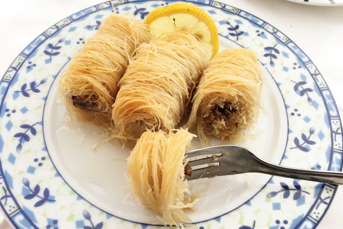 Турецкий десерт кадаиф