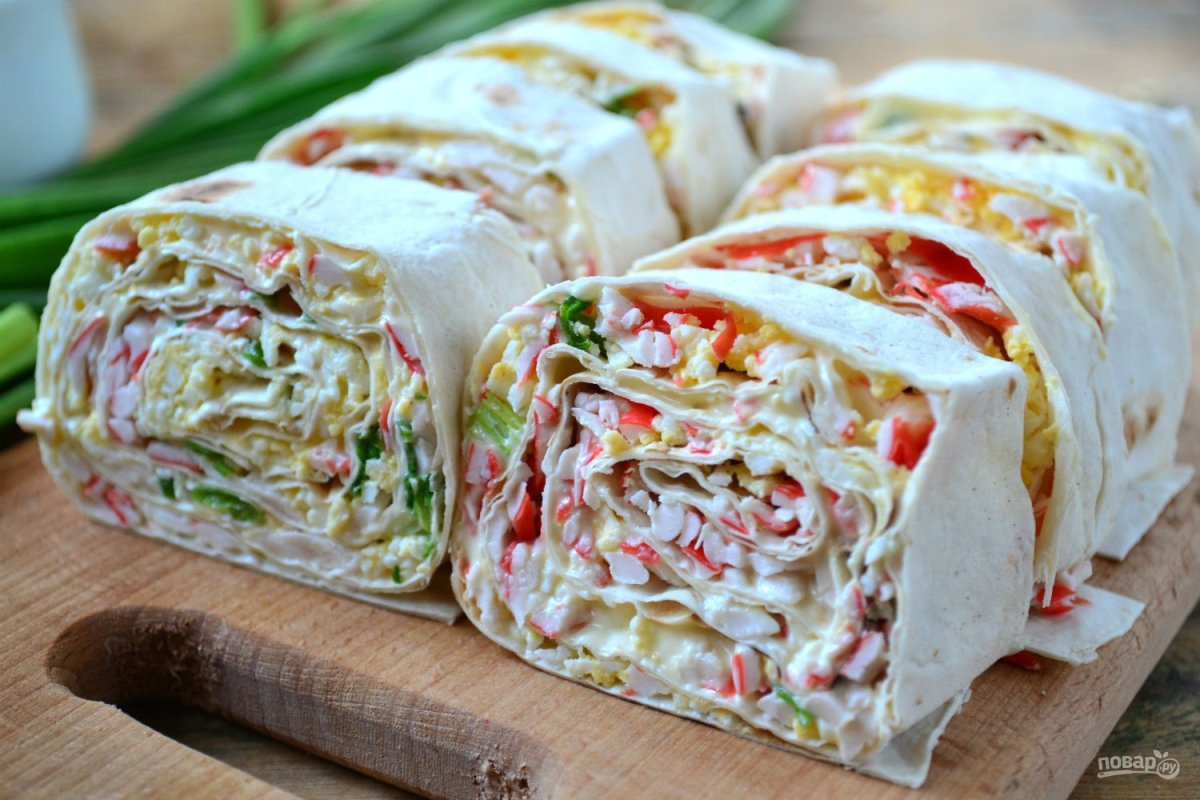 Пирог из лаваша с творогом и сыром