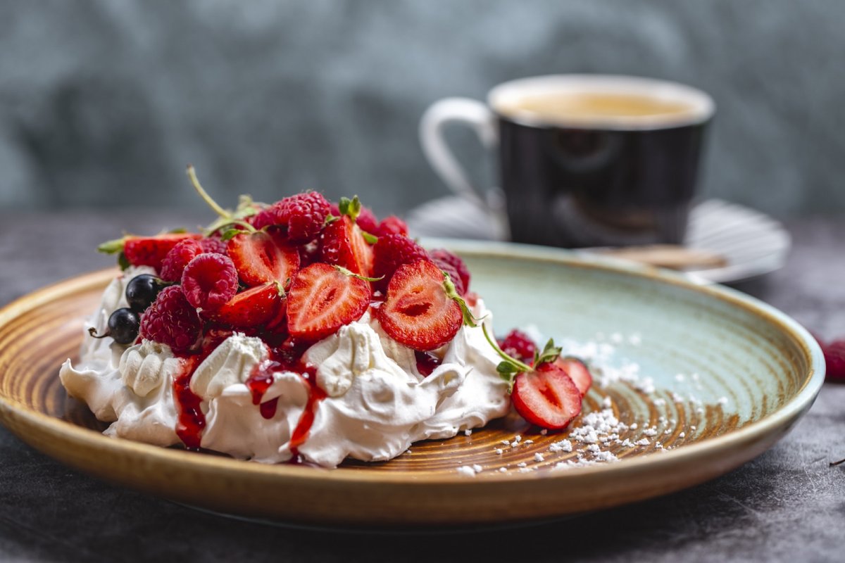 Eton mess десерт