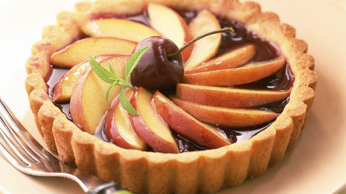 Красивый вкусный и сладкий пирог