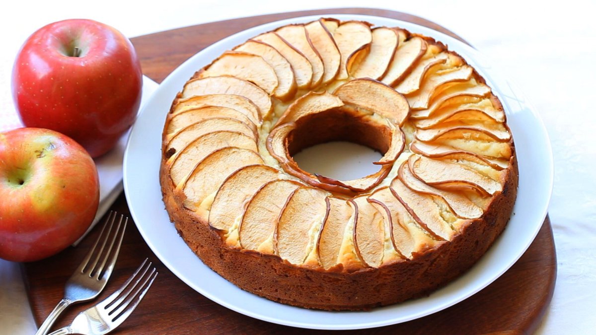 Форма для шарлотки с яблоками