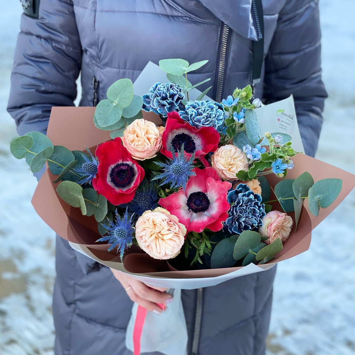 Букеты с гвоздикой Блэк Молли