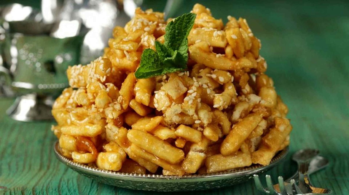 Казахская кухня бауырсак
