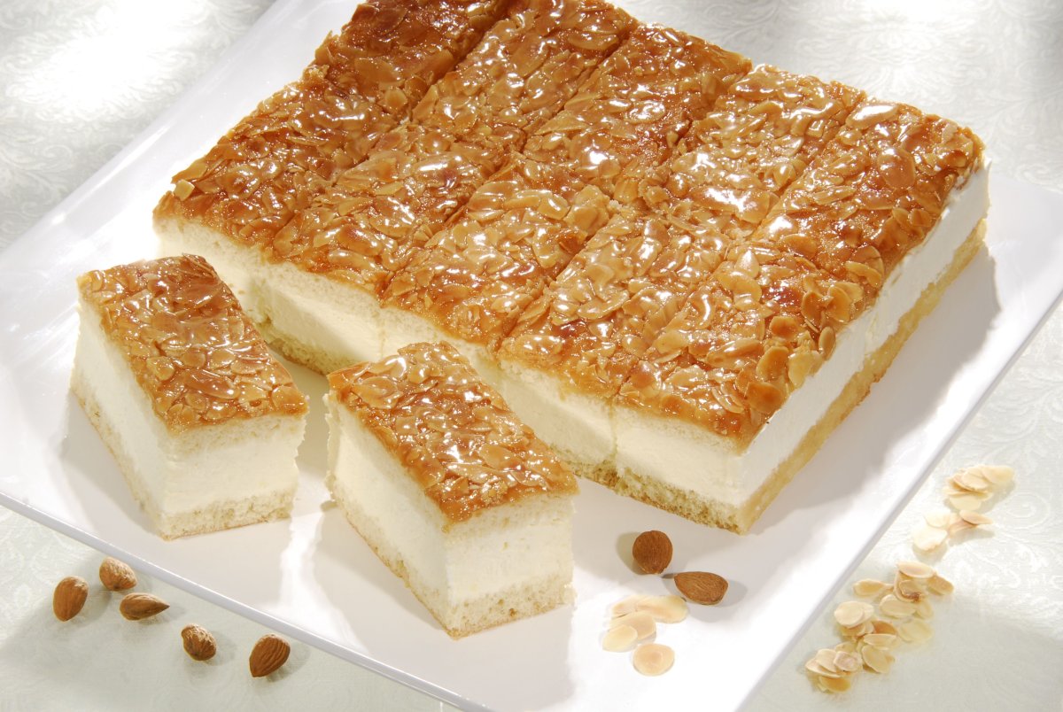 Торт Bienenstich