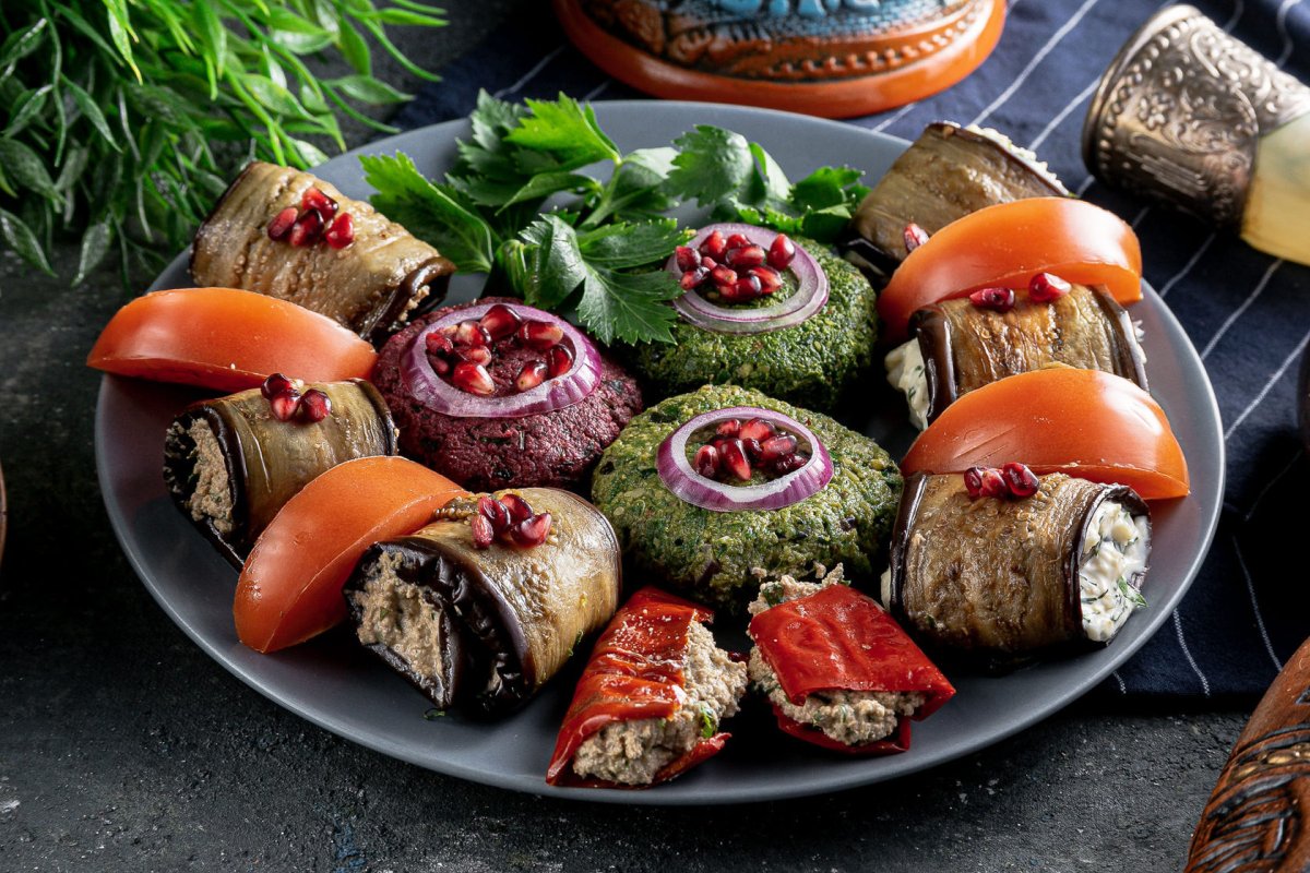 Грузинская кухня ассорти пхали