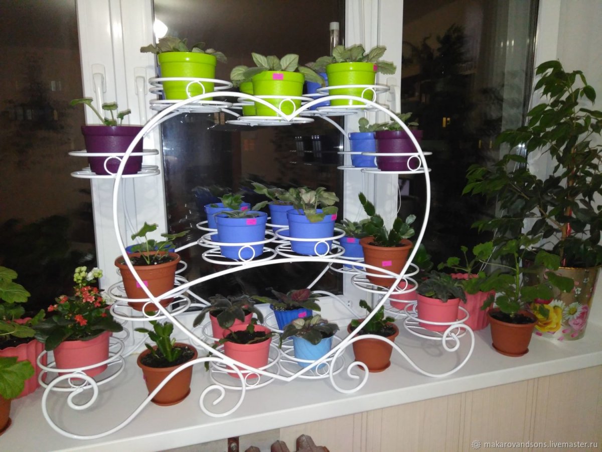 Подставка для цветов Чако 4у