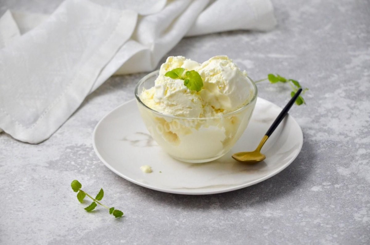Мороженое со сливками